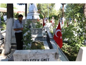 Kahramanmaraş’ta vatandaşların mezarlık ziyareti