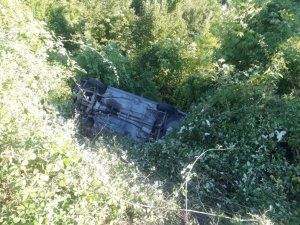 Kastamonu’da otomobil şarampole uçtu: 1 yaralı