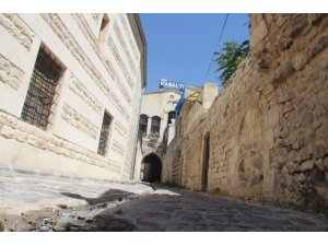 Kilis’in dar sokakları tarih kokuyor
