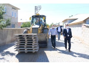 Erciş Belediyesinden kilitli parke taşı döşeme çalışması