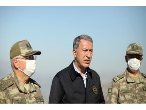 Bakan Akar’dan Irak sınır hattında önemli açıklamalar