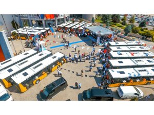Malatya Büyükşehir toplu taşıma araç filosunu 15 yeni otobüsle güçlendirdi