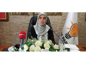 AK Partili kadınlardan 81 il, 922 ilçede Abdurrahman Dilipak hakkında suç duyurusu