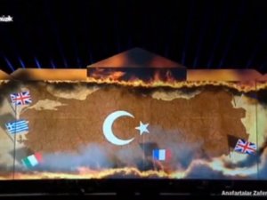 Anadolu haritası üzerindeki Türk Bayrağı'nın yanma görüntüsü tepki çekti.