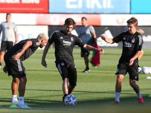 Beşiktaş’ta yeni sezon hazırlıkları devam ediyor