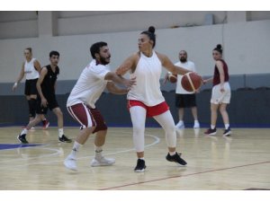 Elazığ İl Özel İdare Kadın Basketbol Takımı hazırlıklara başladı