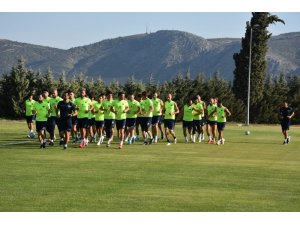 Akhisarspor yeni sezon hazırlıklarına başladı