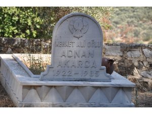 Eski milletvekilinin mezarı babalık davası için açıldı