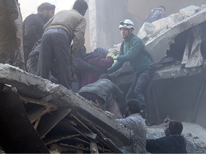 Esed güçlerinin saldırılarında 138 kişi öldü