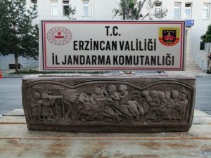 Erzincan’da lahit mezarını satmaya çalışan 5 kişi yakalandı