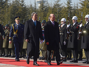 Romanya Devlet Başkanı Basescu Türkiye'de