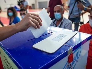 Karadağ'daki genel seçimde muhalefet kanadı zafer ilan etti