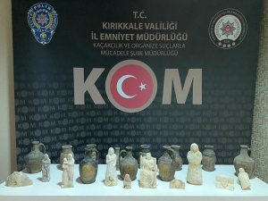 Kırıkkale’de tarihi insan figürlü heykeller ele geçirildi