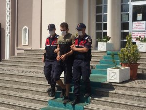 Fethiye’de 5 ayrı suçtan aranan şüpheli Jandarmadan kaçamadı
