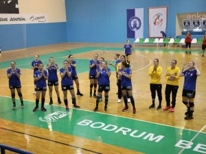 Türkiye Kadınlar Hentbol Ligi’ne hazırlık amacıyla düzenlenen Halikarnassos Hentbol Turnuvası başladı.