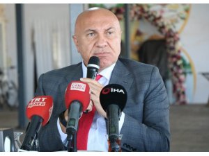 Başkan Yıldırım: “Gerçek Samsunspor 5-6. haftadan sonra hazır olacaktır”