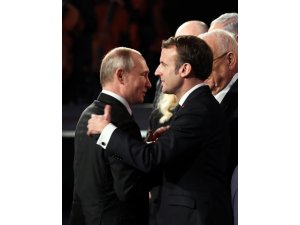 Putin ve Macron’dan telefon görüşmesi