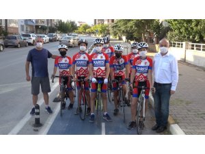 Karesi Belediyespor bisiklet takımı turnuvalara hazır