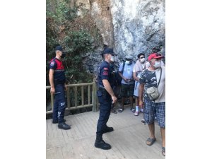 Jandarmadan Zeus Mağarası’nda korana virüs denetimi