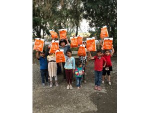 Köy okullarına kırtasiye desteği