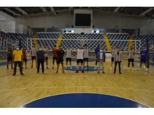 Malatya Büyükşehir Belediyespor Voleybol Takımı iddialı