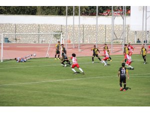 TFF 3. Lig: Karaman Belediyespor: 1 - Tekirdağspor: 1