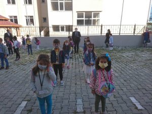 Ardahan’da okullar yüz yüze eğitime başladı