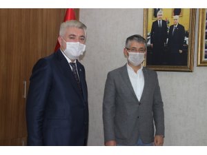 Şaban Çopuroğlu’ndan MHP’ye hayırlı olsun ziyareti