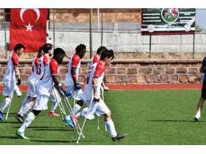 Ampute Futbol Türkiye Kupası müsabakaları Ahlat’ta başladı