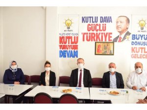 Aslanapa AK Parti ilçe yönetimi ilk toplantısını yaptı