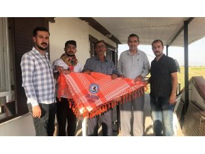 Cerit Türkmenlerinden baba Halisdemir’e "Türkmen Yağlığı"