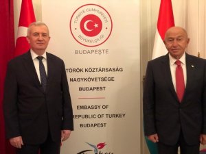 Nihat Özdemir’den Budapeşte Büyükelçisi Oktay’a ziyaret