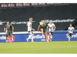 UEFA Avrupa Ligi 3. Eleme Turu: Rosenborg: 0 - Alanyaspor: 0 (İlk yarı)