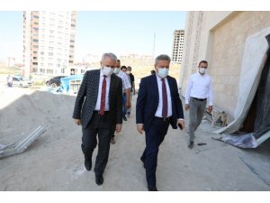 Başkan Palancıoğlu Hamdi Şanlıünal Camisi inşaat alanında incelemelerde bulundu