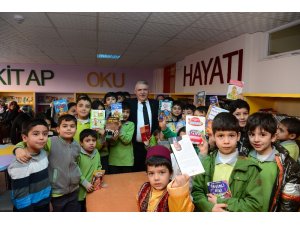 Başkan Mahçiçek; “Türk dilini seviniz”