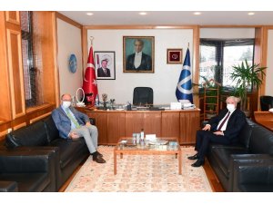 YÖK Yürütme Kurulu Üyesi Prof. Dr. Gündoğan’dan Rektör Erdal’a ziyaret