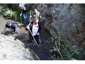 Başkan Köse ve Doğa Gönüllüleri Saklı Cennet Kıbrıs Kanyonu’na yürüdü