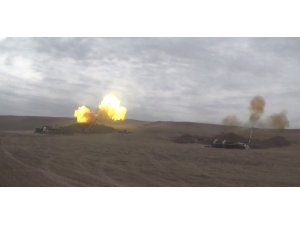 Azerbaycan ordusu, Ermeni ordusuna ait hedefleri vurmaya devam ediyor