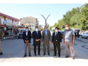Erciş Belediyesi Kışla Caddesi’ni dekoratif direklerle aydınlatacak
