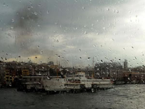 İstanbul'a beklenen yağmur geldi