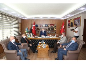 Başkanlardan MHP, CHP ve İYİ Parti’ye ziyaret