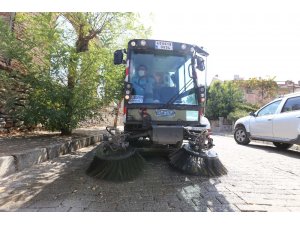 Efeler Belediyesi Kemer Mahallesi’nde temizlik çalışması yaptı