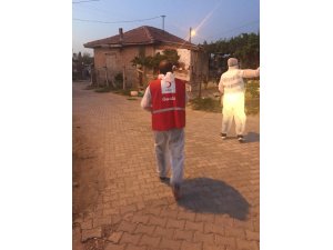 Kızılay, Sarayköy’de karantinadaki ailelerin yardıma koştu