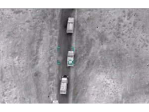 Ermenistan askeri konvoyu havadan vuruldu