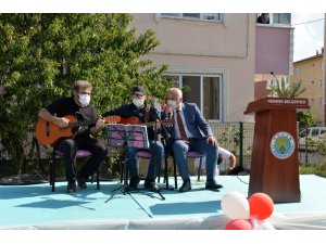 Hendek’te korona virüs tedbirleri kapsamında yaşlılar günü organizasyonu