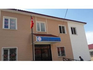 Bitlis’te köy ilkokulu ve ortaokulu karantinaya alındı