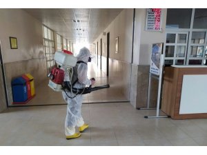 Safranbolu’da okullarda dezenfekte çalışmaları sürüyor