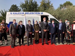 Bakan Ersoy, Kalecik Kütüphane ve Kültür Merkezi’nin açılışını gerçekleştirdi