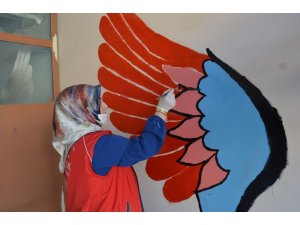 Bitlis’te gönülden dokunuşlarla okullar artık rengarenk