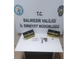 Balıkesir’de polis 31 aranan şahsı yakaladı